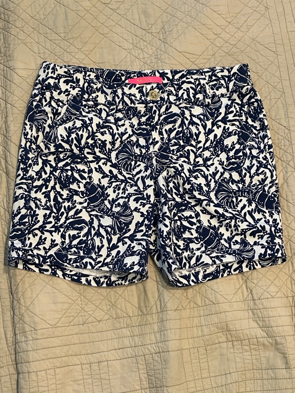 Lilly Pulitzer Jayne Shorts “Krillin It” Lobster Print Shorts
